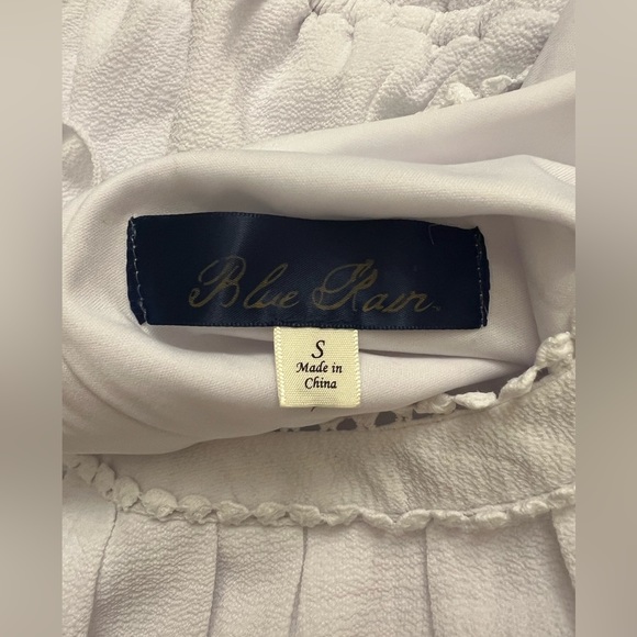 Francesca’s Women’s Small White Tie-Neck Halter Romper Blue Rain Pom Pom Trim - Picture 6 of 14